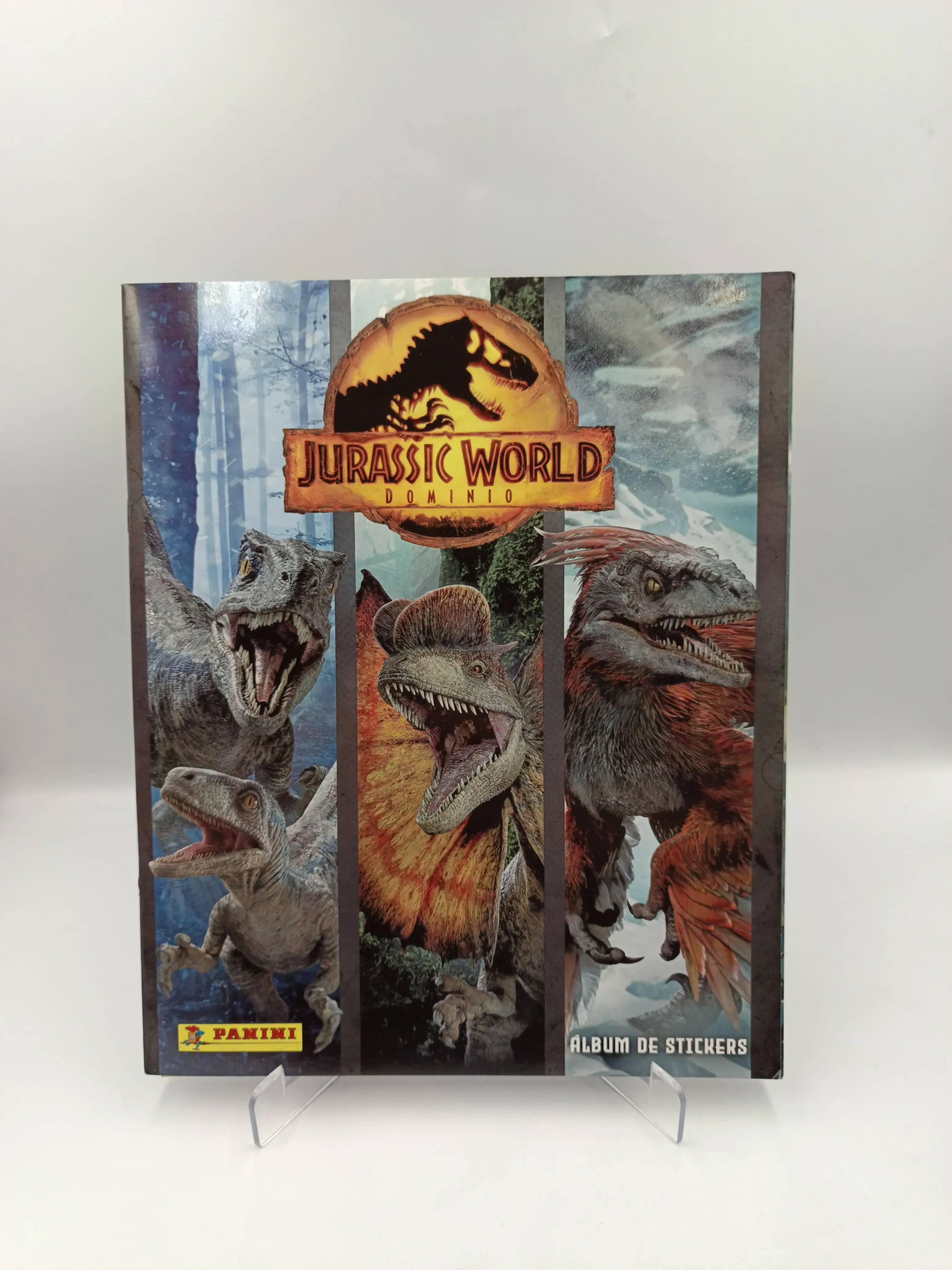 Jurassic World Dominio - Album Incompleto Pegado (8%) - Panini (2022)