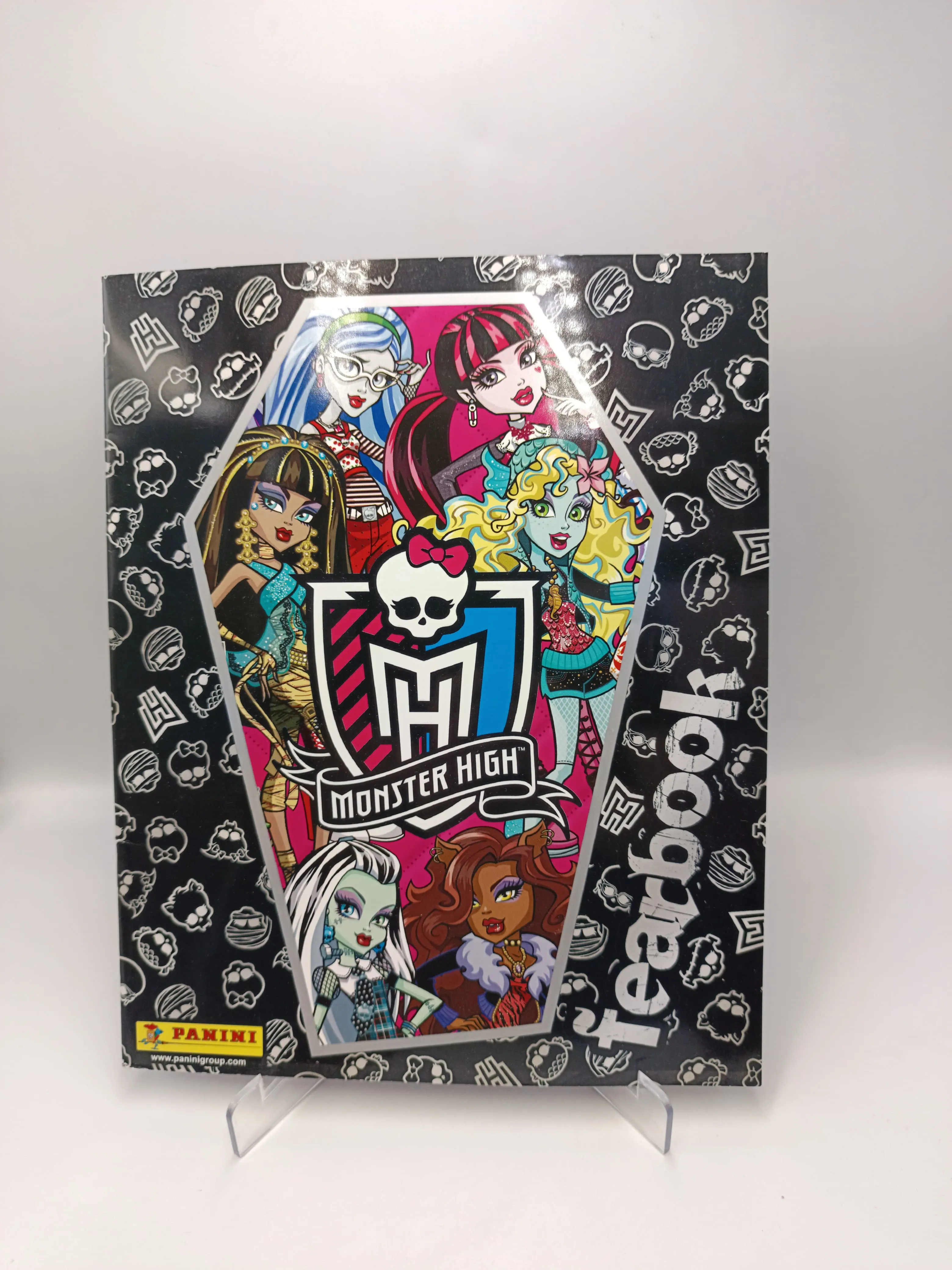 Monster High Fearbook