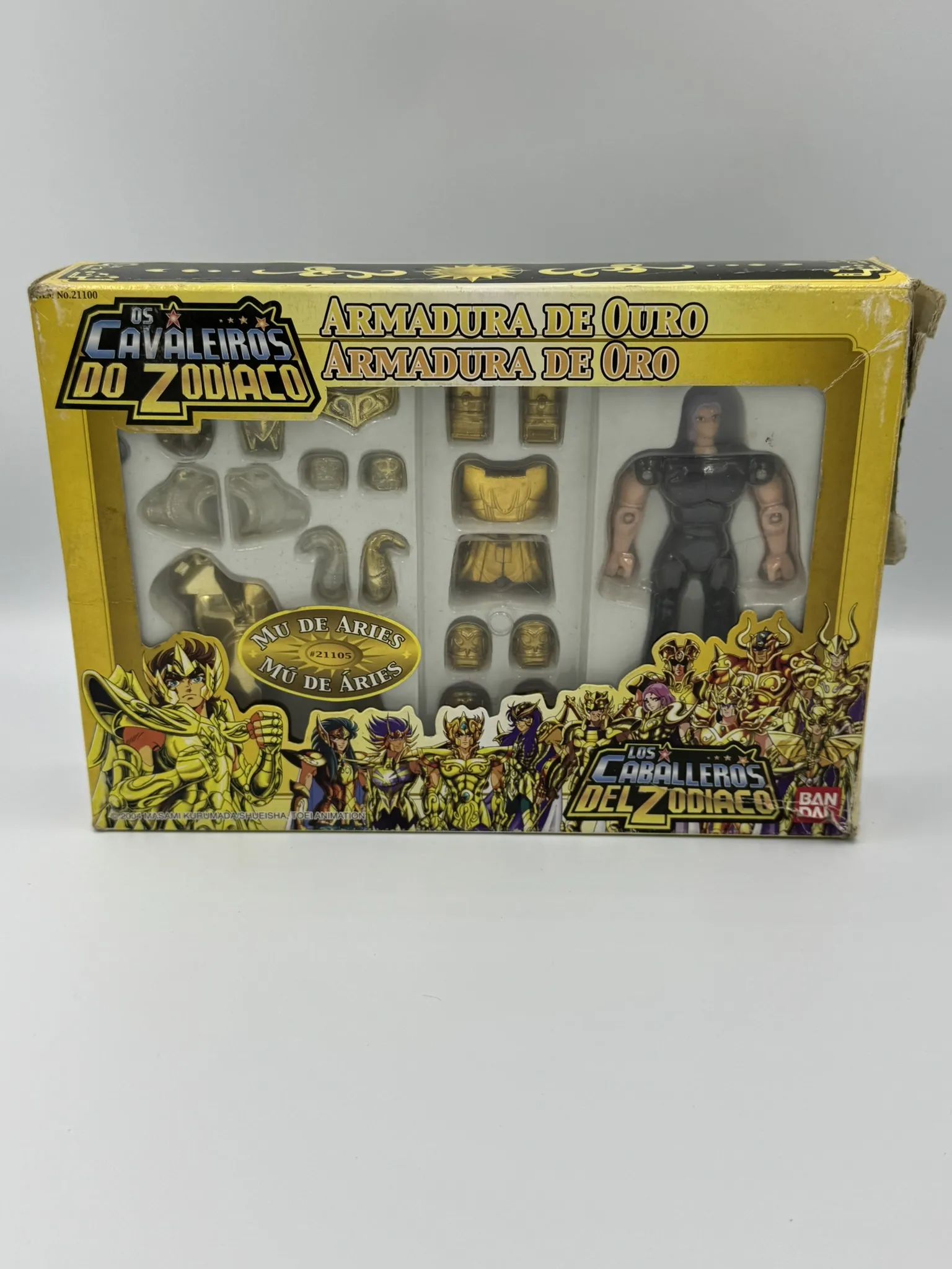 Figura Los Caballeros del Zodiaco - Armadura de Oro - Aries