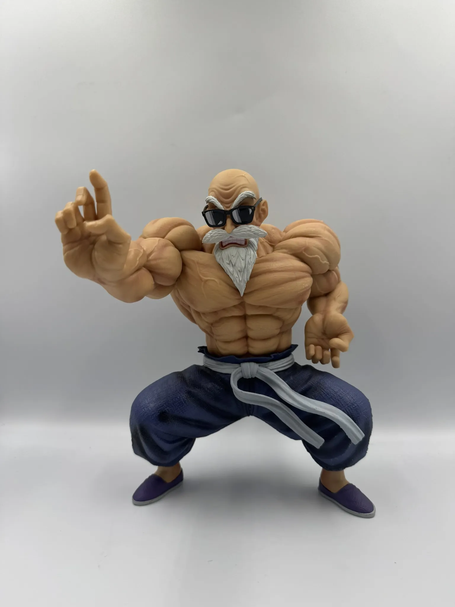 Figura Maestro Roshi Musculoso