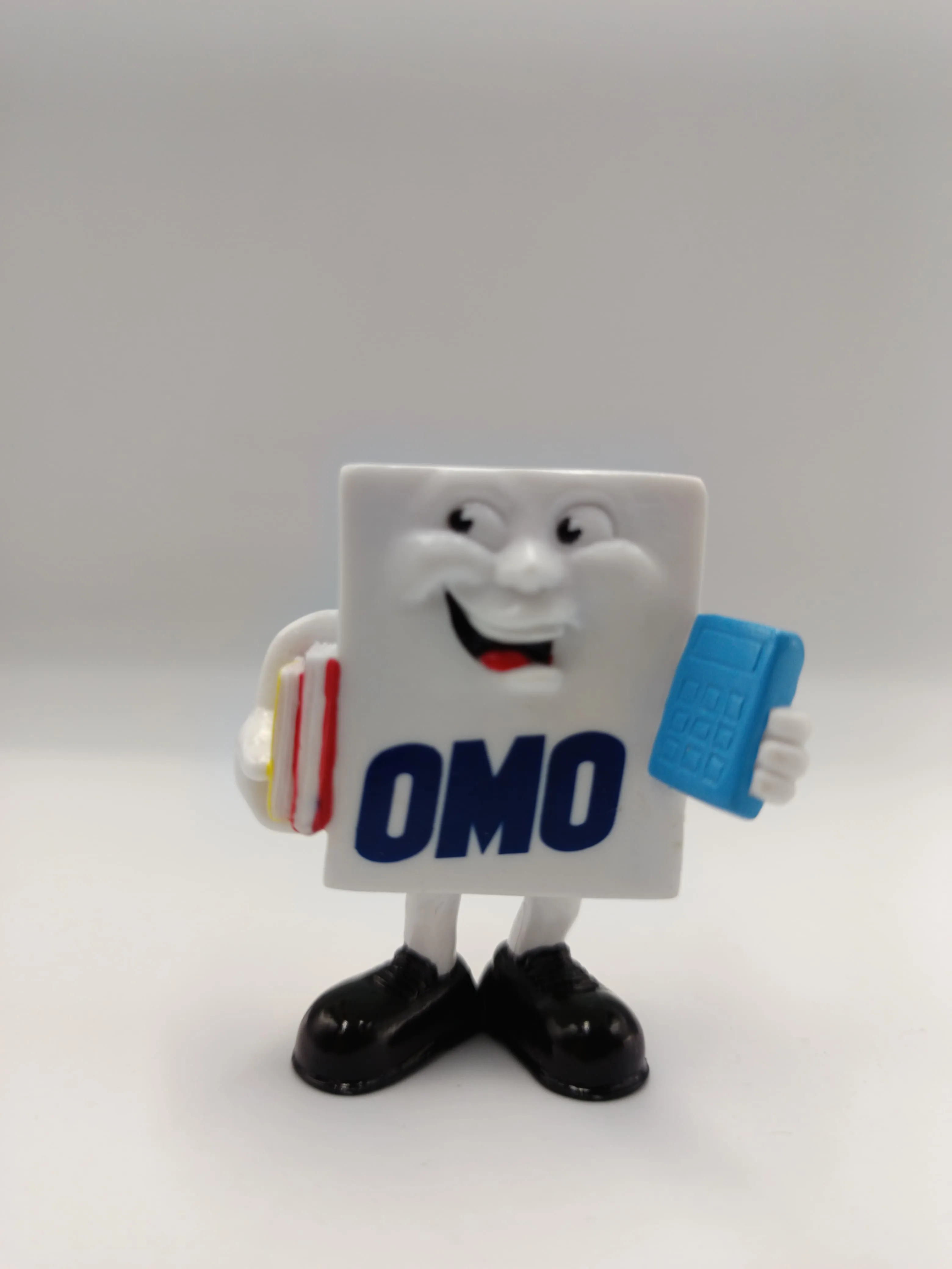 Figuras Promocionales Unilever