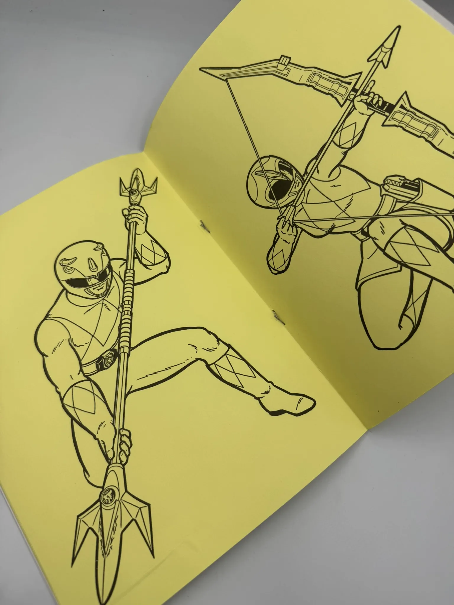 Álbum de Stickers para Pintar – Mighty Morphin Power Rangers