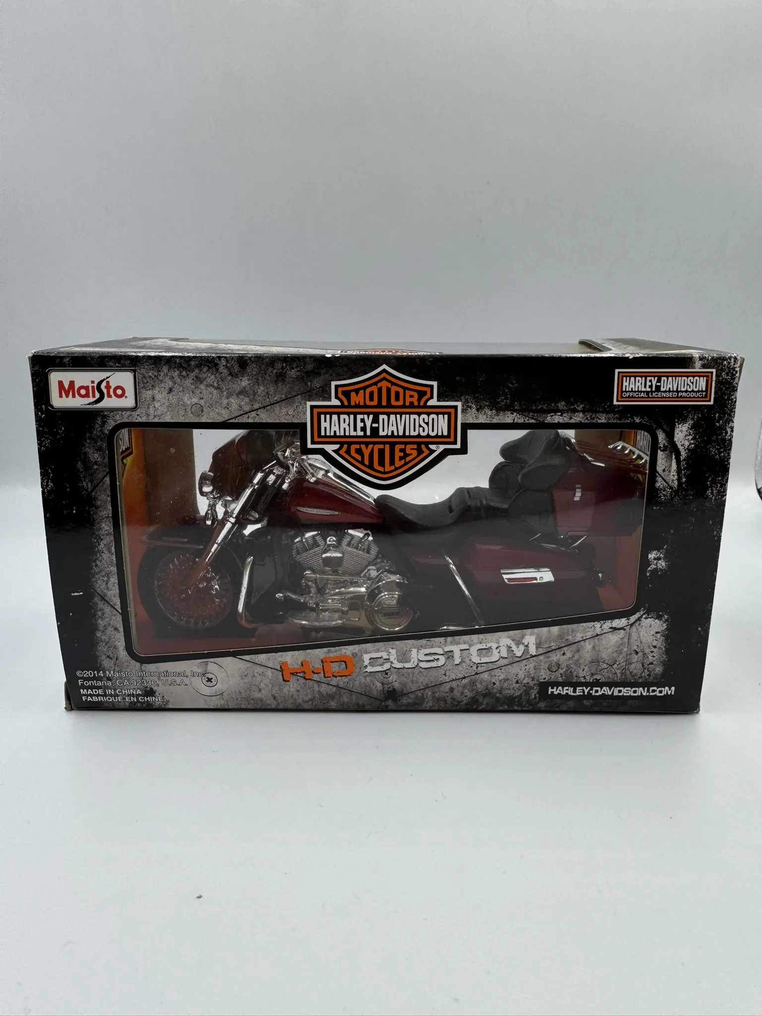 Harley-Davidson 2013 FLHTK Electra Glide Ultra Limited - Maisto 1:12 