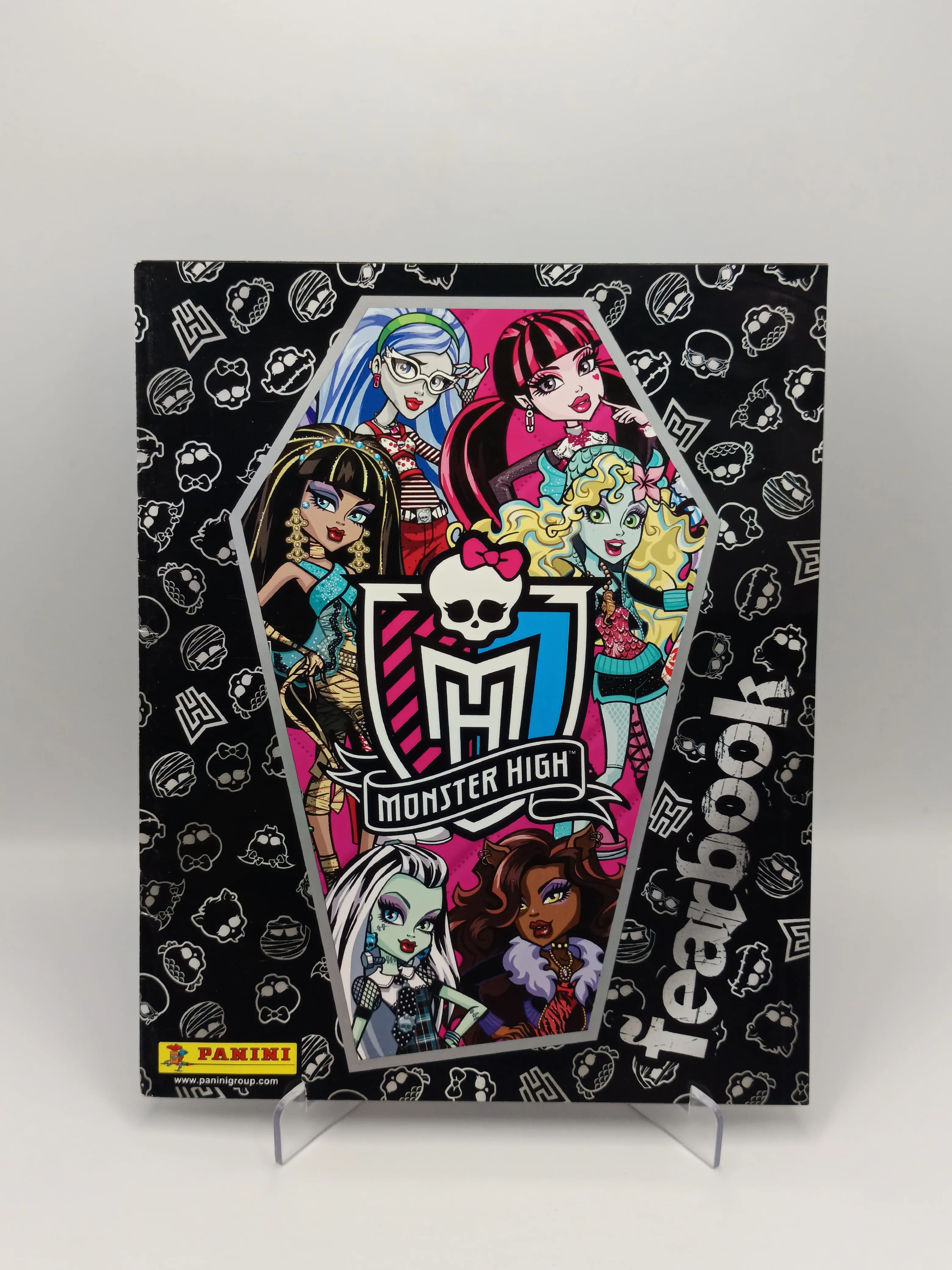 Monster High Fearbook