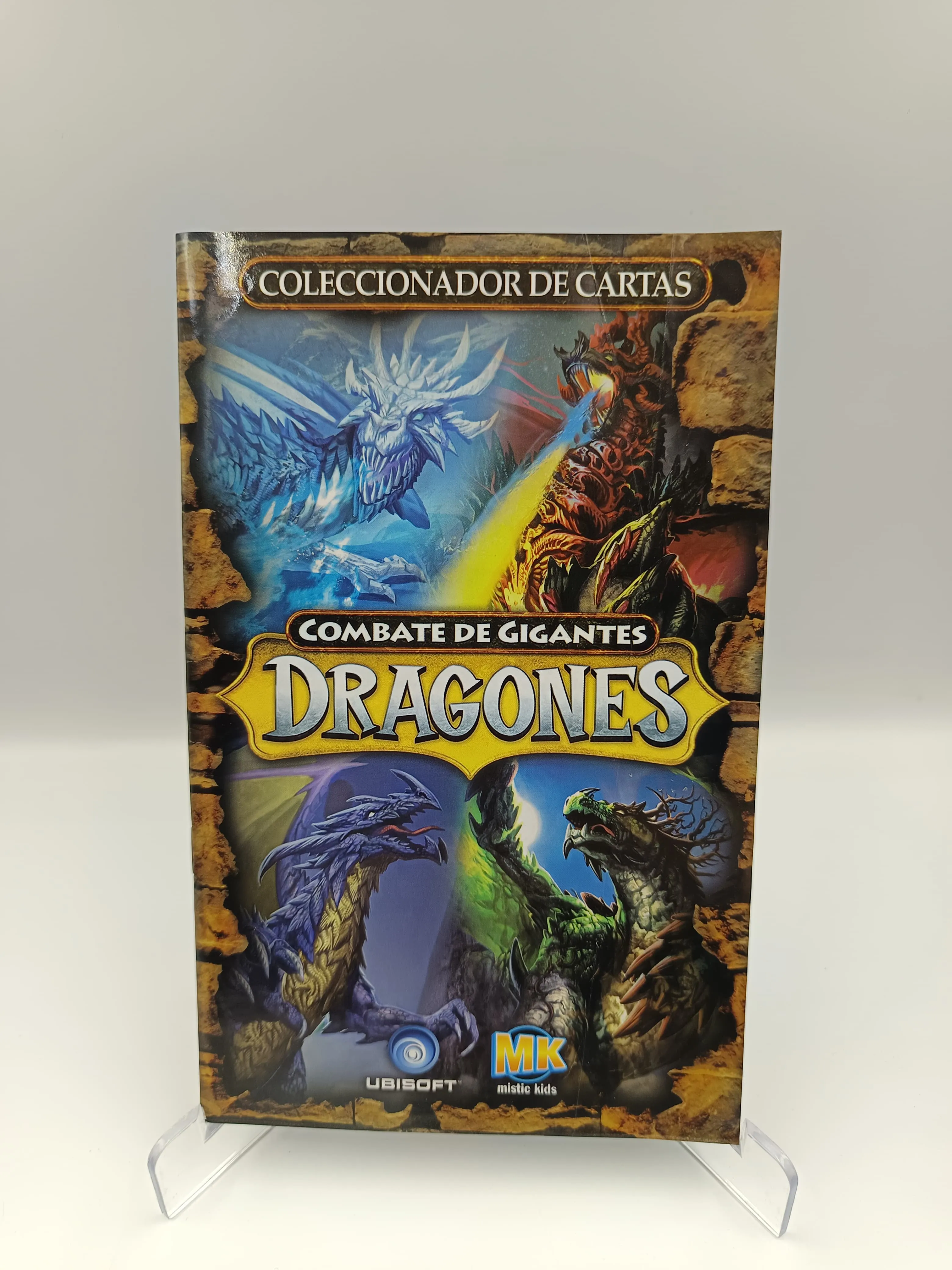Combate de gigantes dragones