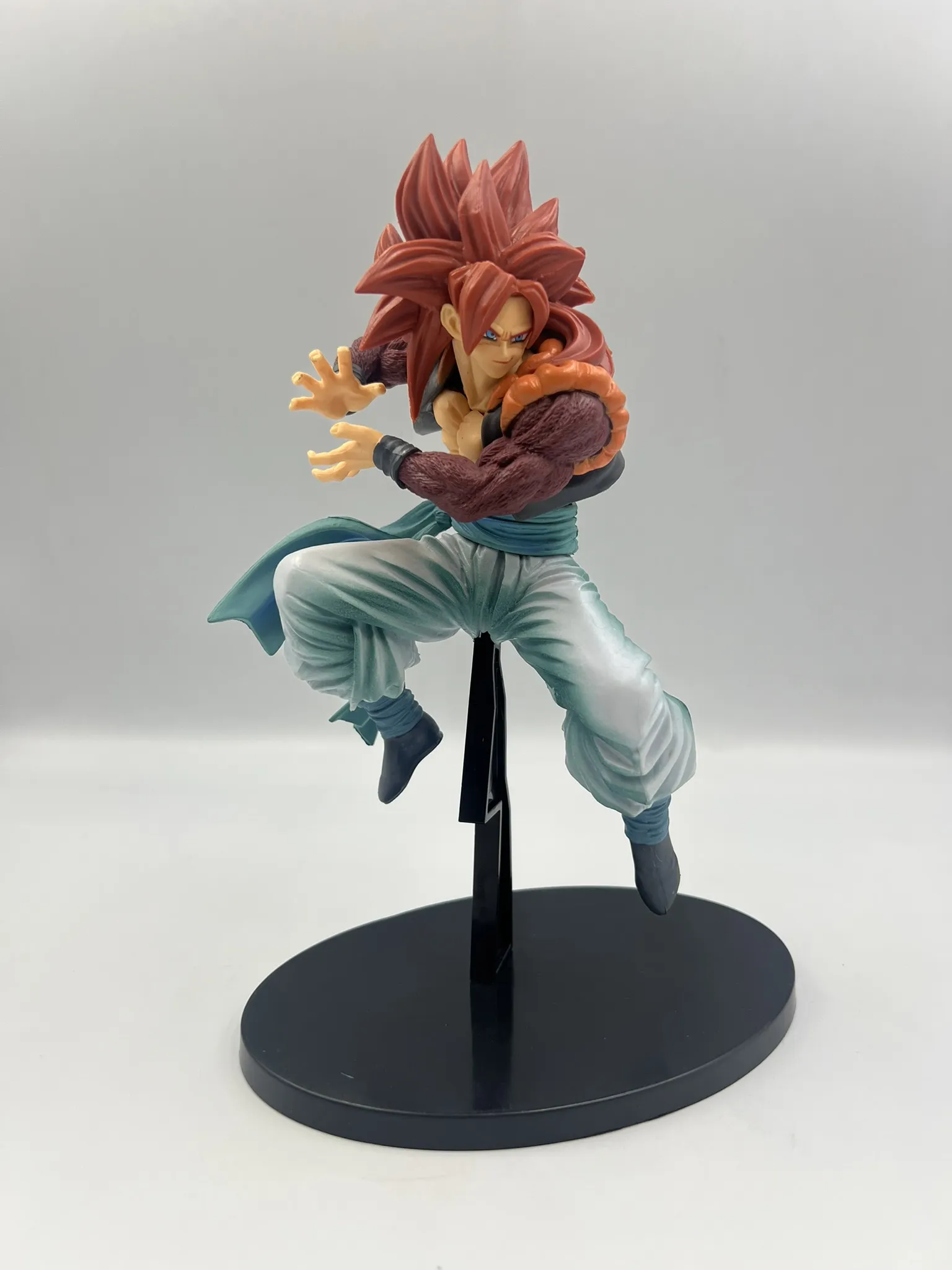 Figura Gogeta SSJ 4