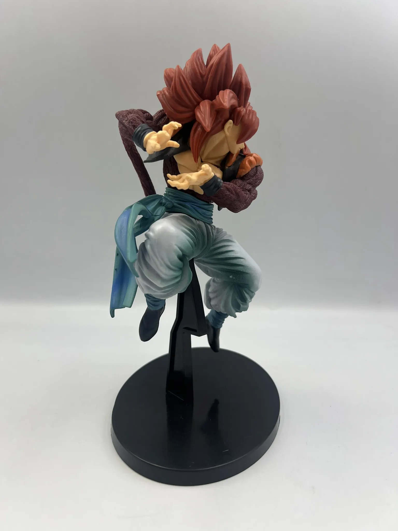 Figura Gogeta SSJ 4