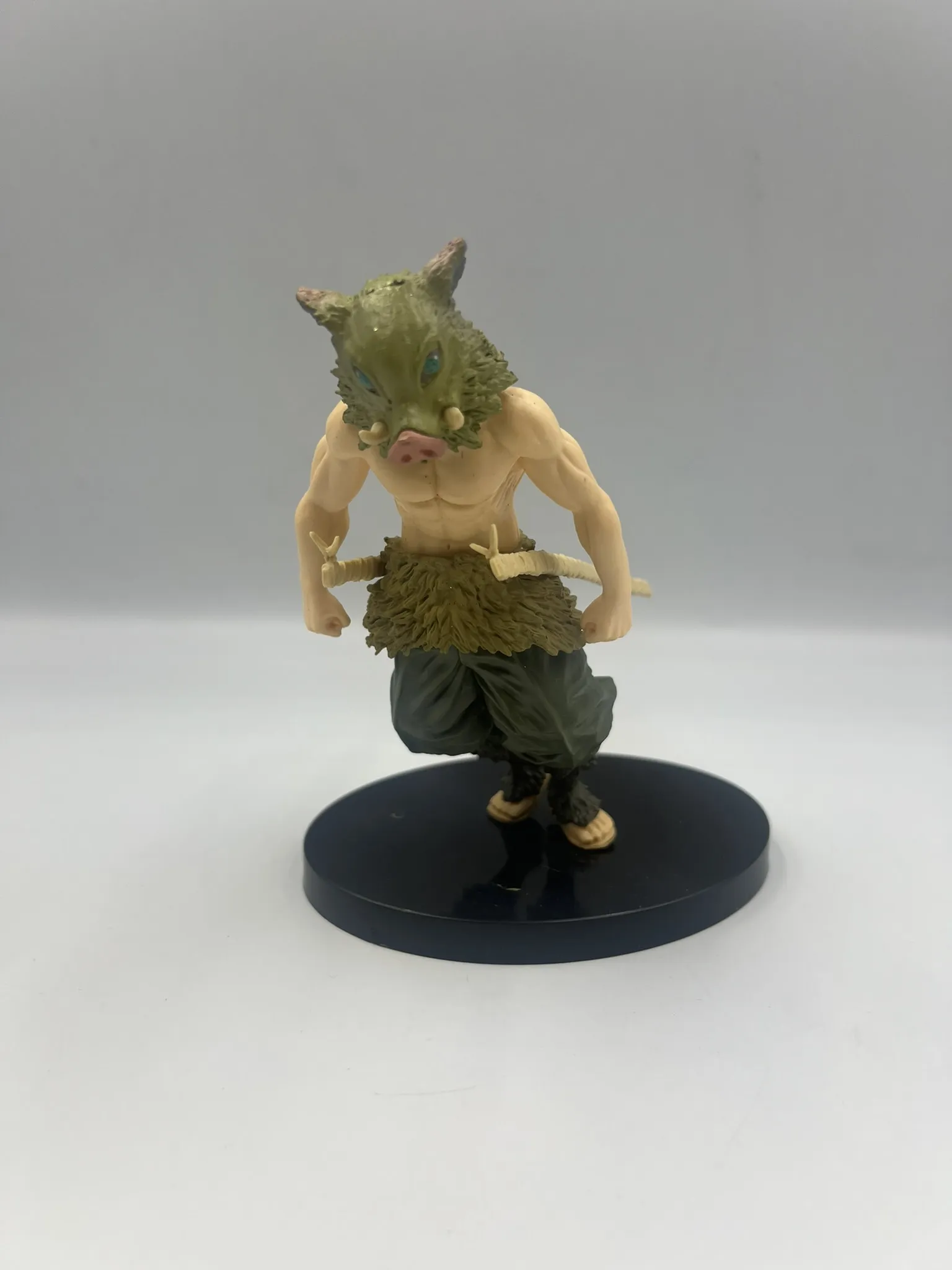 Figura Inosuke con Mascara