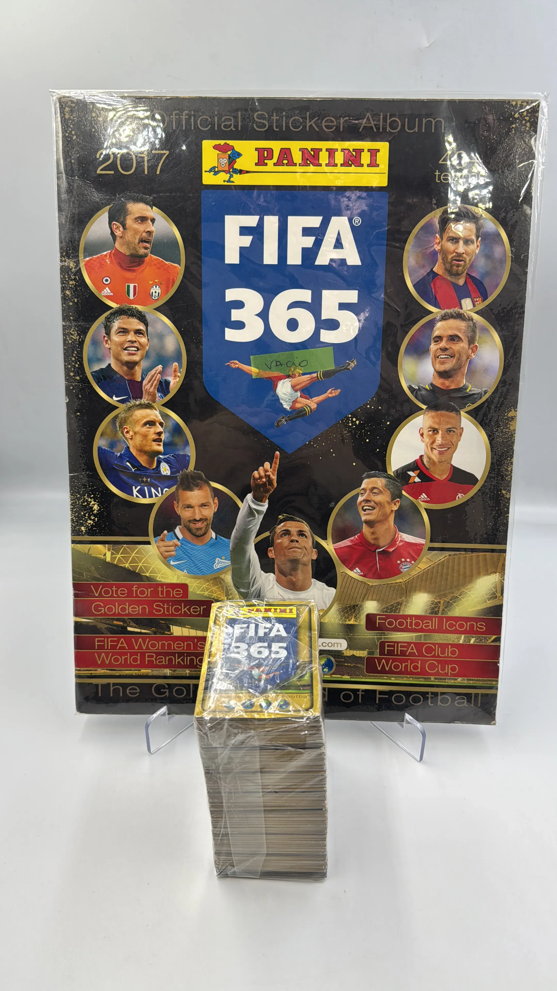 FIFA 365 2017 (Sudamérica) - Album + Set de Laminas Incompleto - Panini (2017)