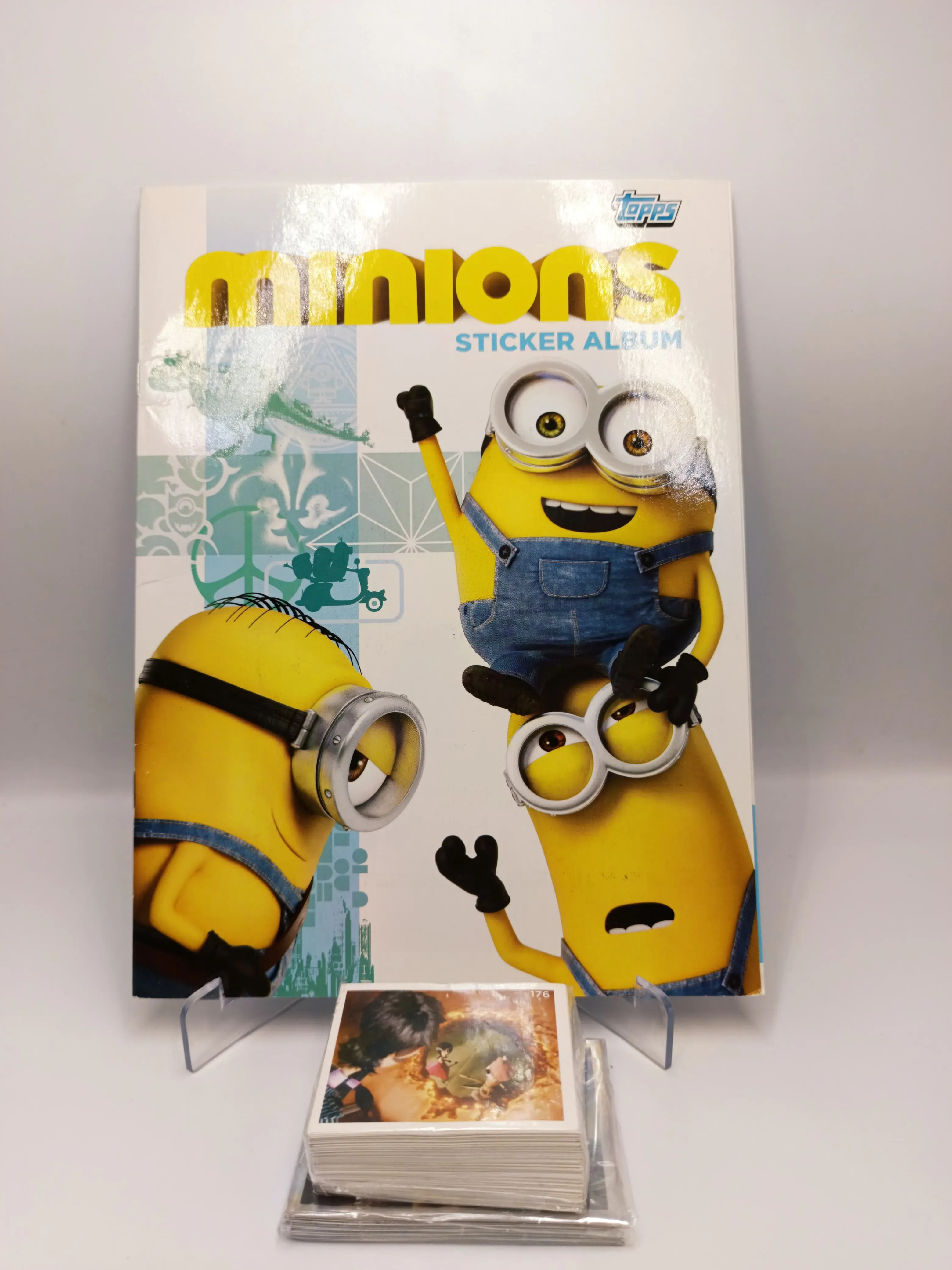 Minions - Album + Set de Laminas Incompleto - Topps (2015)