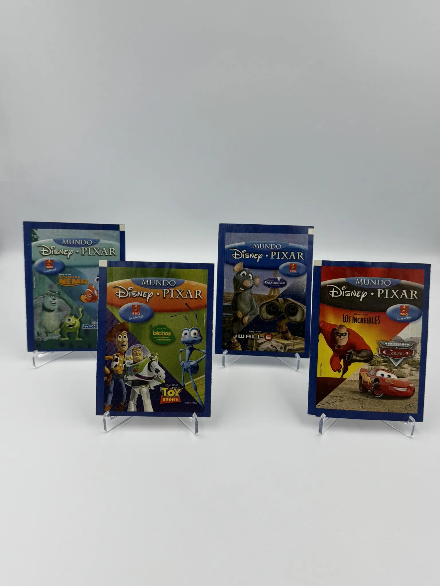 Mundo Disney Pixar - Sobre (4 Variantes) de Laminas/Cromos/Figuritas Sellado Original - Salo