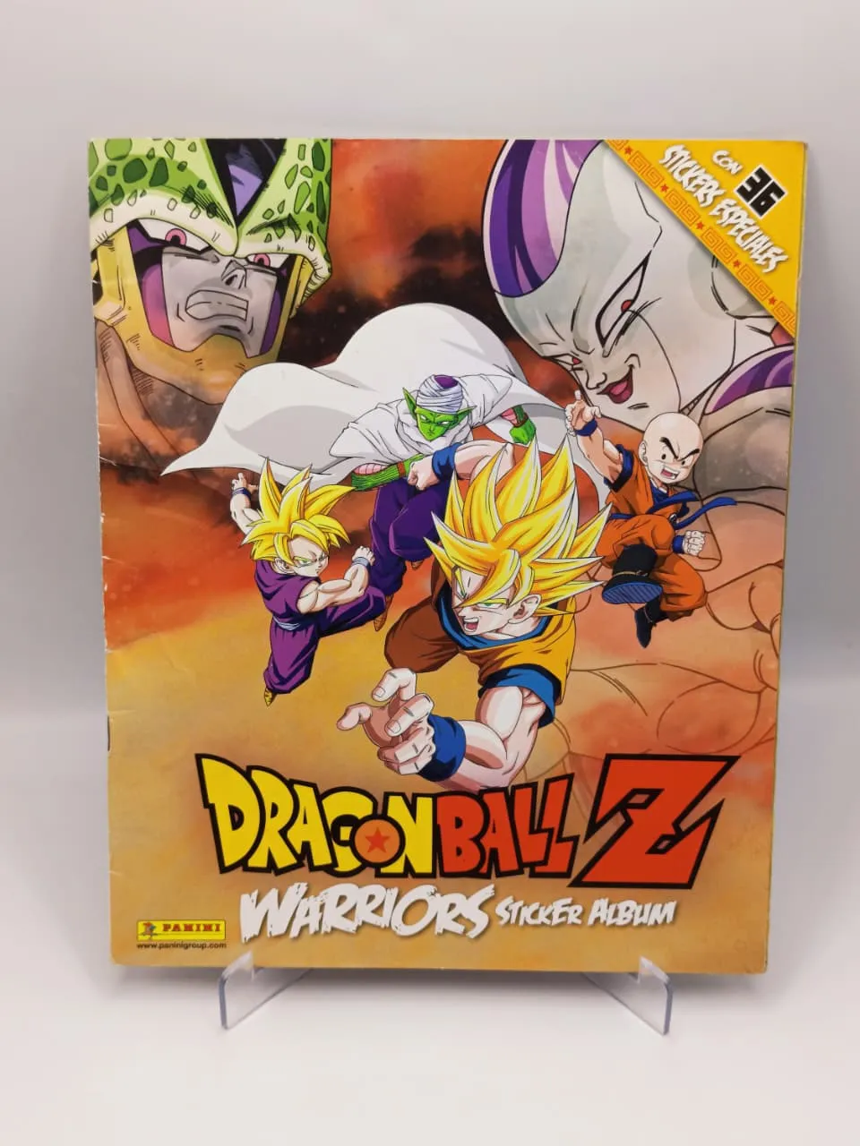 Dragon Ball Z Warriors - Album Incompleto (81%) - Panini (2012)